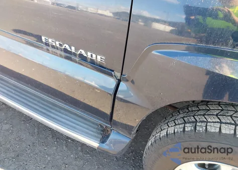 2005 Cadillac Escalade Standard from USA, damaged, VIN 1GYEK63N35R194613